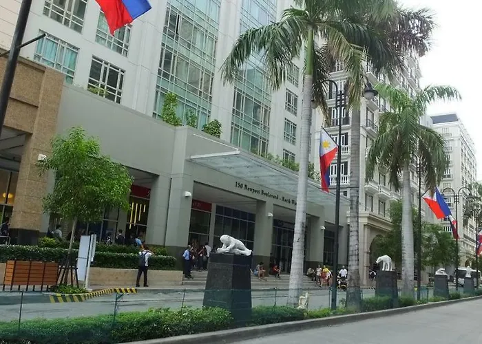 Eighty One Newport Boulevard Apartamento Manila
