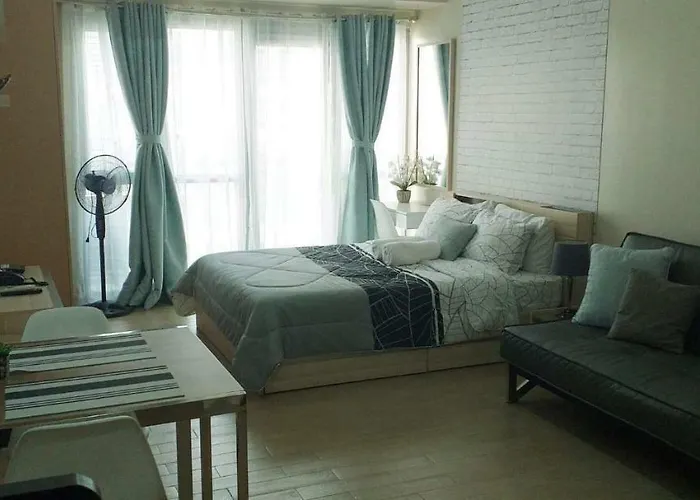Eighty One Newport Boulevard Apartamento *